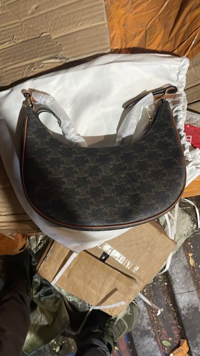Продам женские сумки новые