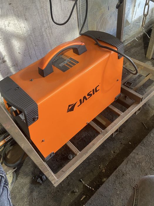 Сварочный аппарат Jasik MIG250