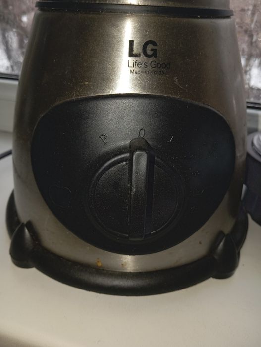 Продам блендер в хорошем