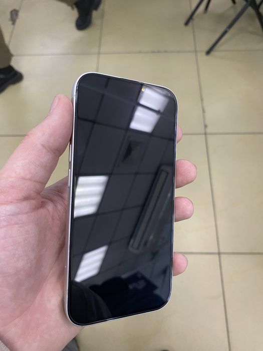 Iphone 16 почти как новый