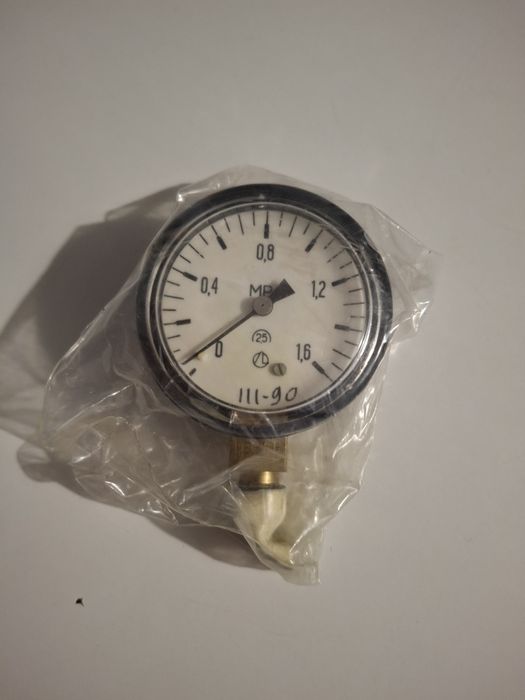 Продам монометры 1.0 1.6 2.5мПа