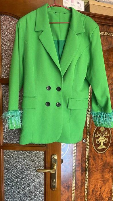 Срочно продам женские вещи б/у, в отличном состоянии