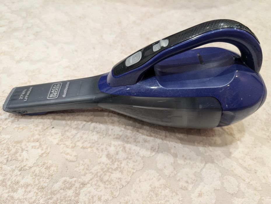 Black & Decker Dustbuster ръчна прахосмукачка