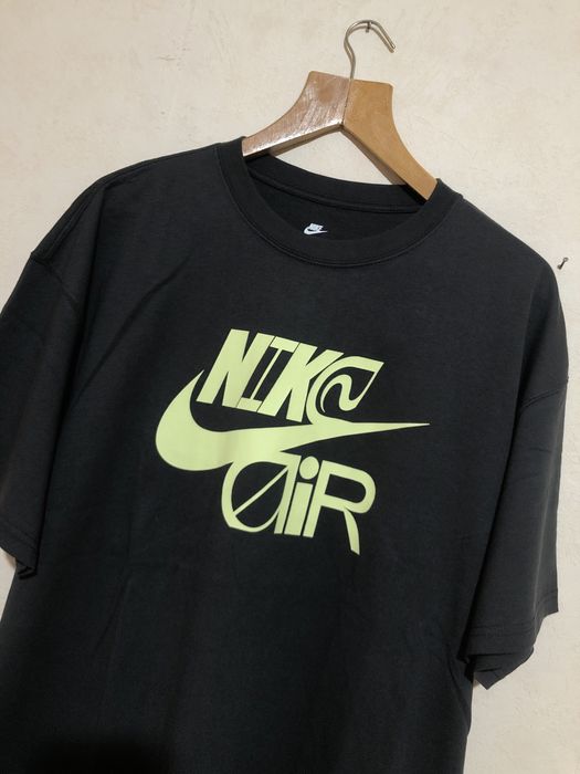 Nike Sportswear Нови Тениски