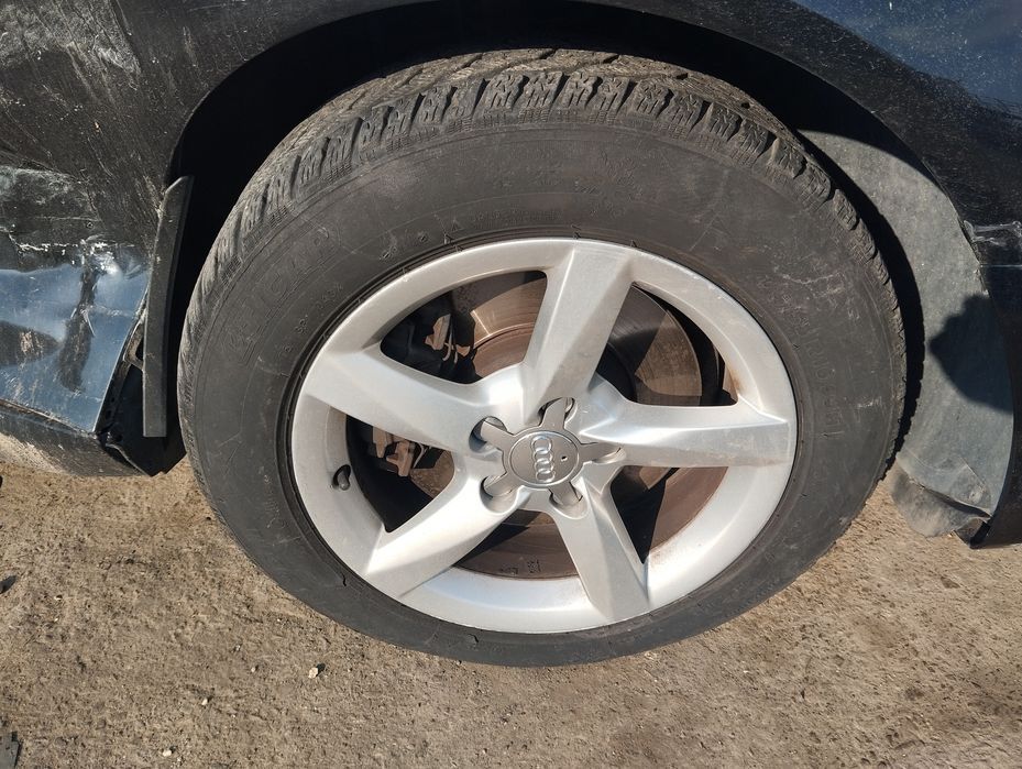 Dezmembrari Audi A4 B8 (8K) (2007-2015) 2.0 TDI Motorina