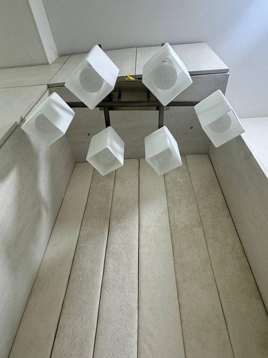 Продается люстра