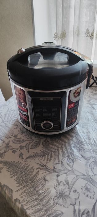 Мультиварка REDMOND RMC-M23