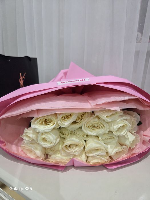 Цветы сегодня купили