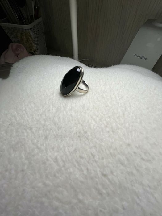 Продам кольцо 925 пробы.