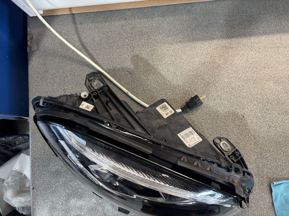 Far farove Mercedes B w246 фар фарове мерцедес б 246