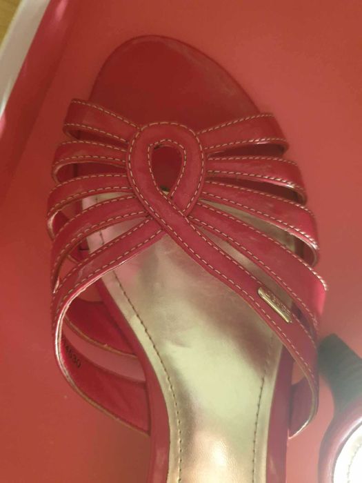 Sandale toc  36 -37 si altele