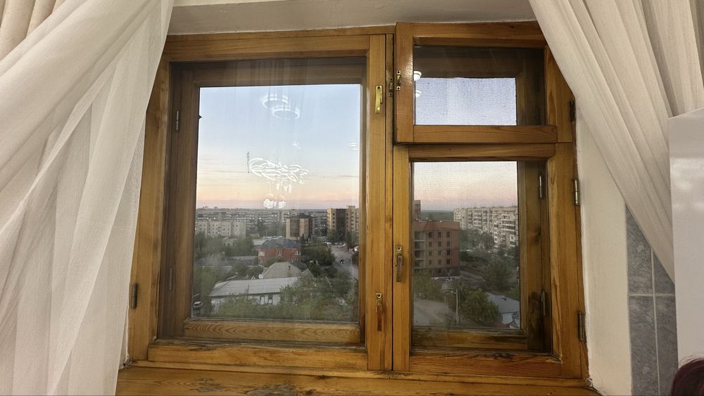 Оконные рамы с балконом