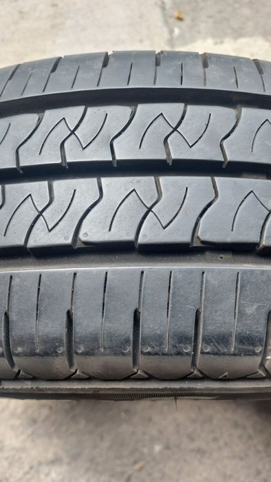 Гуми за Бус 215/70/15 C Kumho 2 броя