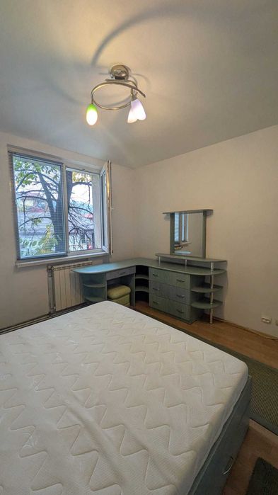 Ofer spre inchiriere apartament 4 camere, Precista, foarte curat