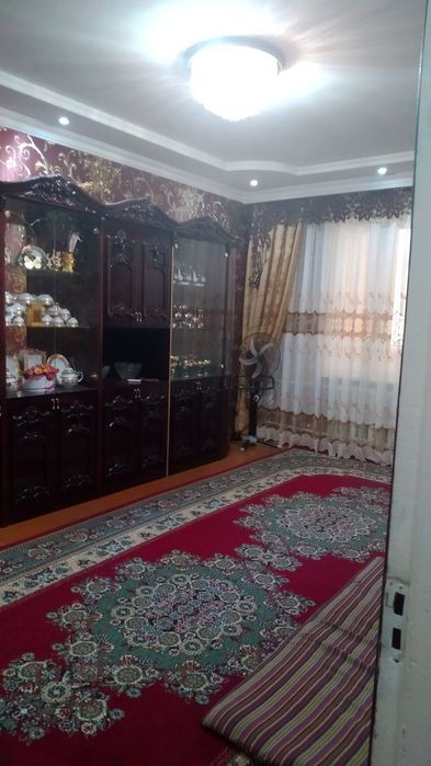 Срочно уй сотилади йўлни юзида