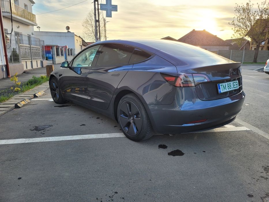 Tesla M3 Long Range AWD 2023 Unic proprietar