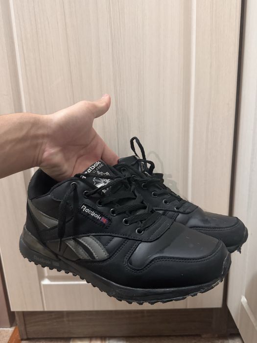 Новые reebok кроссовки