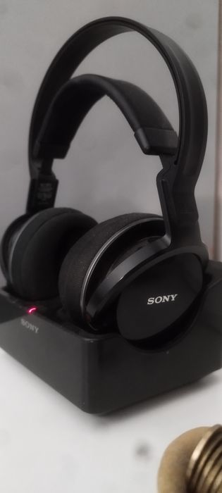 Căști wireless Sony