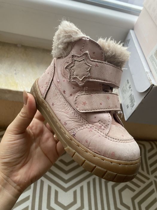 Два чифта зимни боти 24 номер