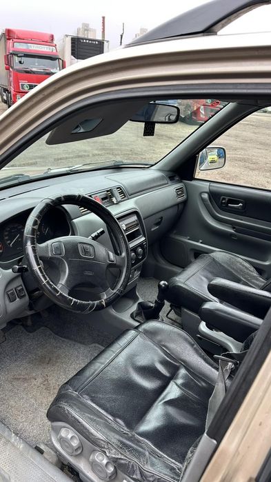 Honda CR-V 2001г