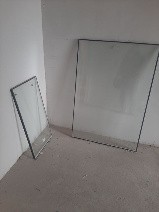 Продам пластиковую перегородку