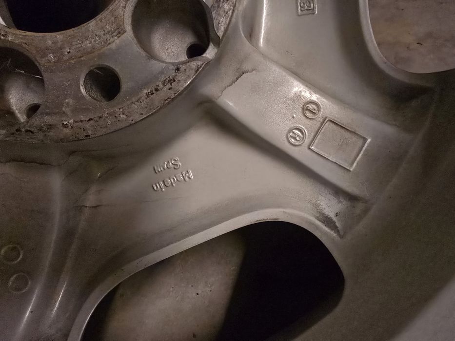 5х112 15 перфектни със зимни гуми