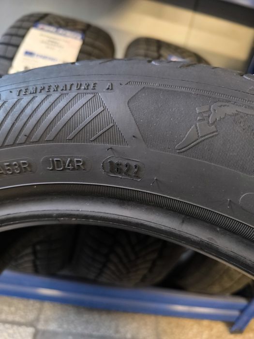 215 55 17 Goodyear Летни 4бр.
