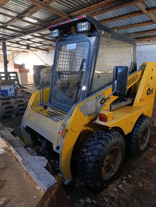 Чистка снега  бобкат мини погрузчик