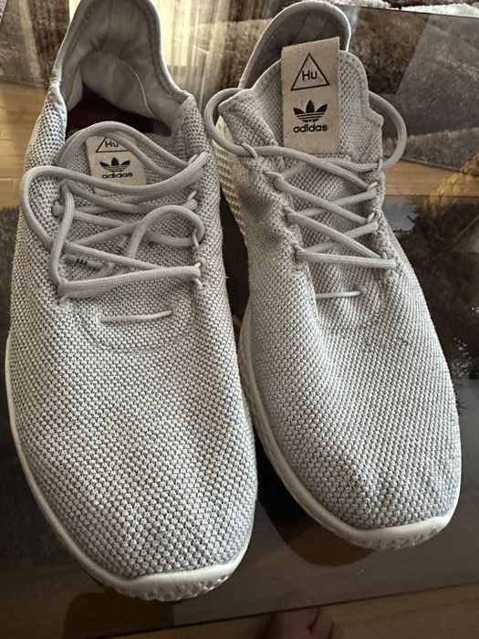 Vand adidasi,adidas EQT si una pharrell wiliams