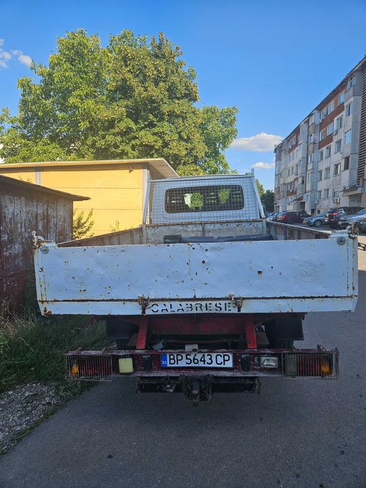 Тристранен самосвал Iveco 35S10
