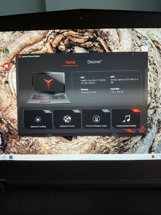 Геймърски лаптоп Lenovo Y520