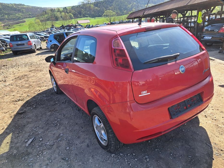 Elemente Caroserie Fiat Grande Punto sport 2+1 uși 1.4i An 2007