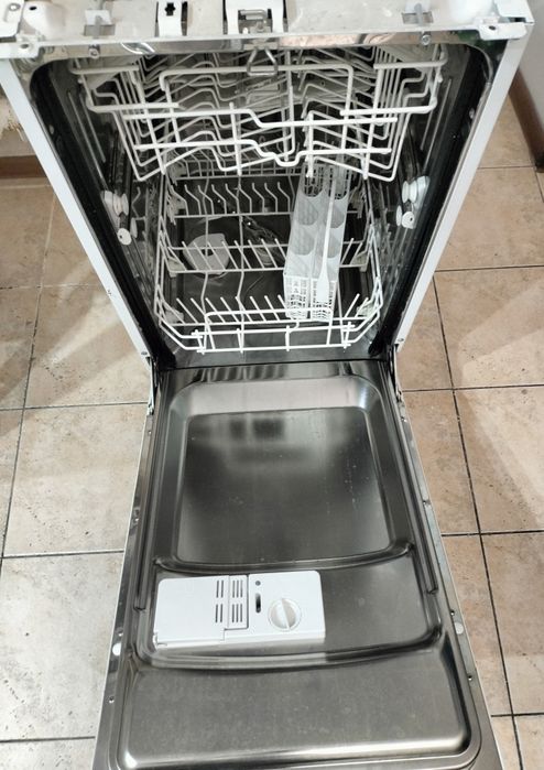Посудомоечная машинка Unit, б.у.