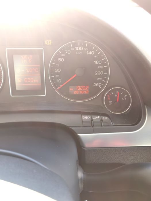 Продава Ауди А4 2.0