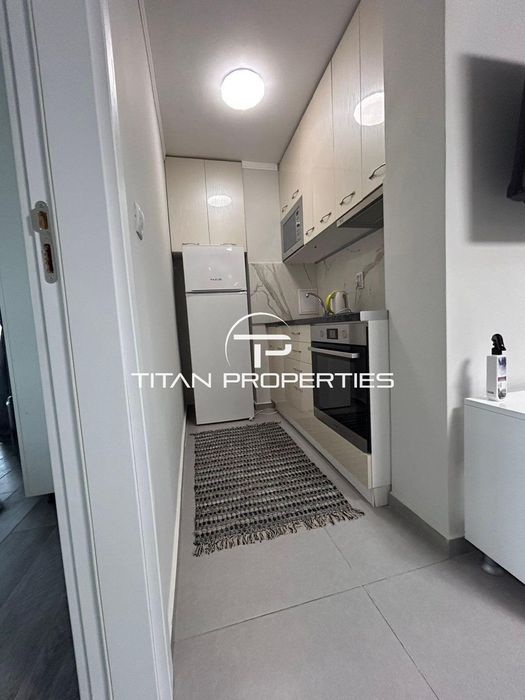 Дава се под наем Тристаен апартамент в Пловдив, Център - 85 кв.м за 747.66 € - Снимка #2