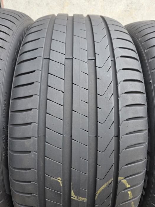 Vând patru anvelope de vara pirelli 255 45 19 dot 2121