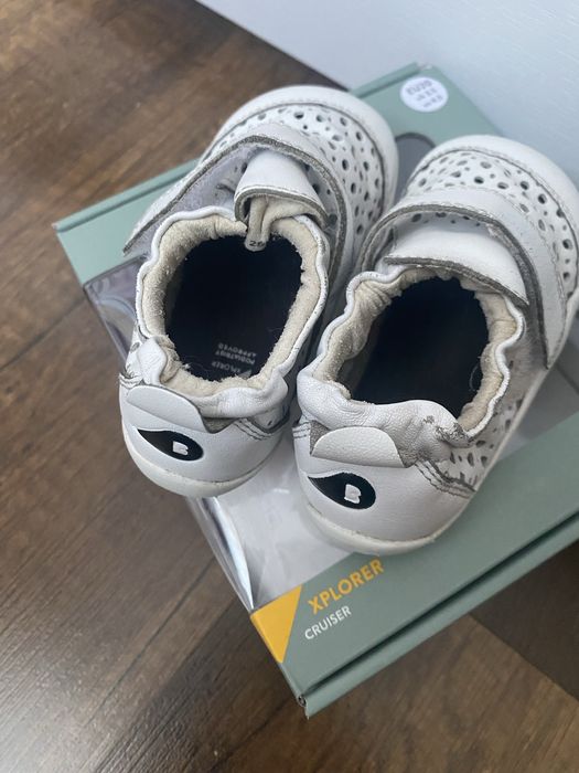 Боси обувки за момиче размер 20-22