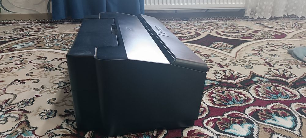 Epson L1800 sotiladi