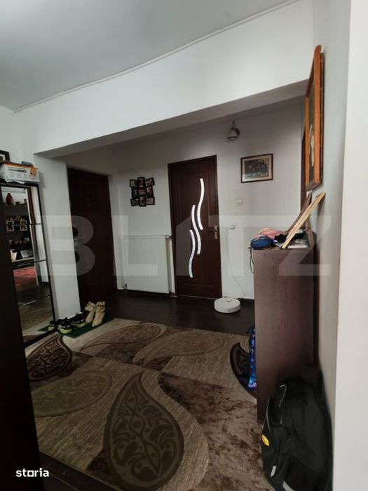 Apartament de vanzare - 4 camere - Zona Imparatul Traian