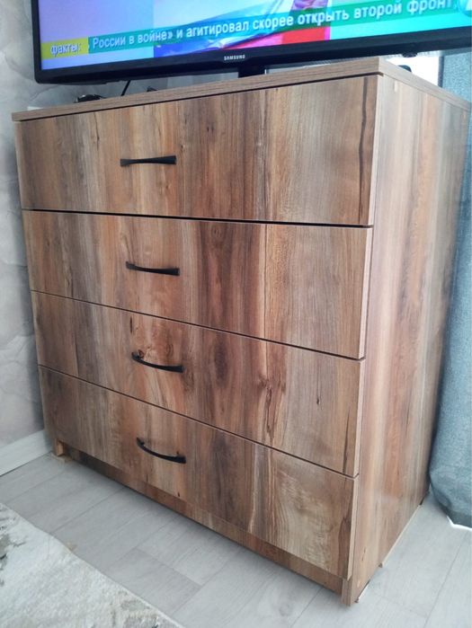 Спальний гарнитур