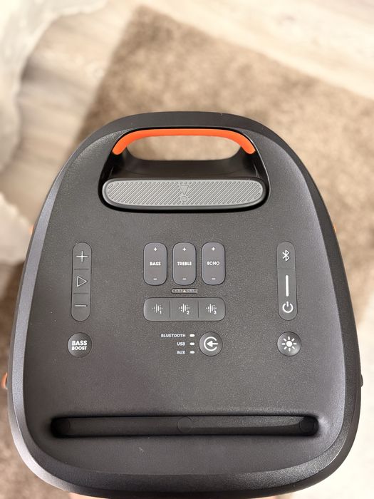 Vand Jbl party box 310