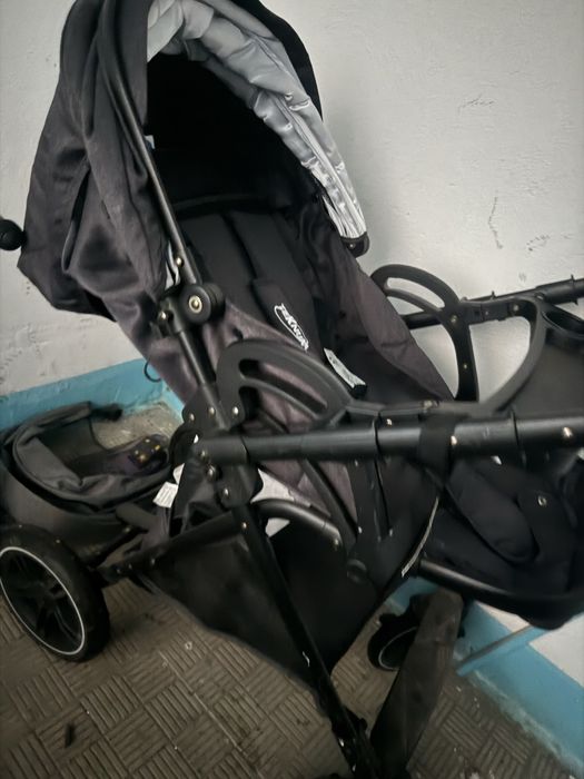 Продам коляску в хорошем состояний