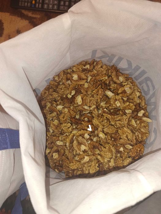 De vânzare miez de nuca