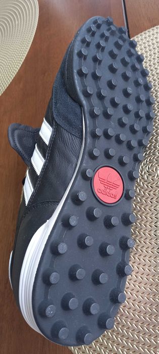 Adidas сороконожки