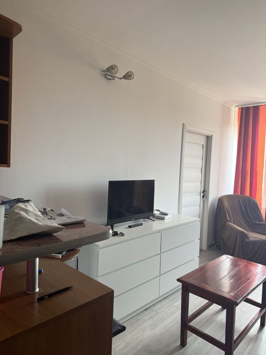 inchiriez apartament zona uta