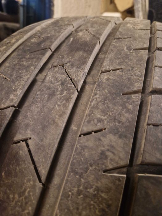 Китайски гуми Спорт пакет предни 245 45 20 задни 275 40 20