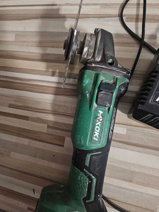 Vand Polizor unghiular Hikoki G18DBL
