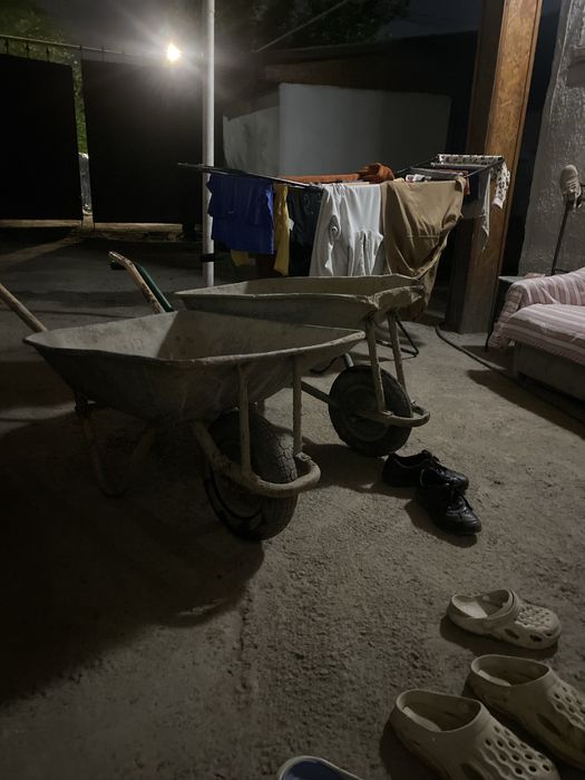 Тележка.       садовая         продам