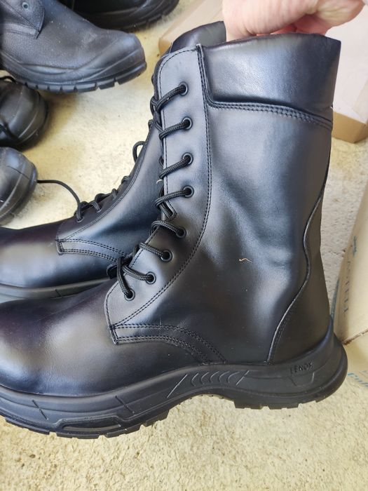 Работни обувки с бомбе 48 номер