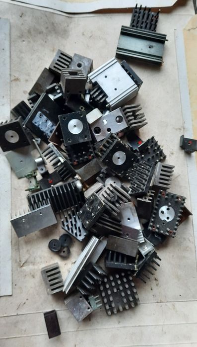 Микросхемы,транзисторы советские.